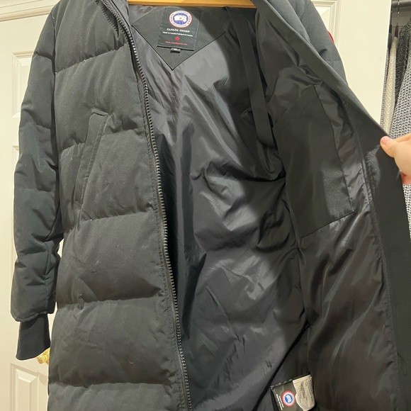 Canada Goose Mystique Parka size S/P - Picture 3 of 9